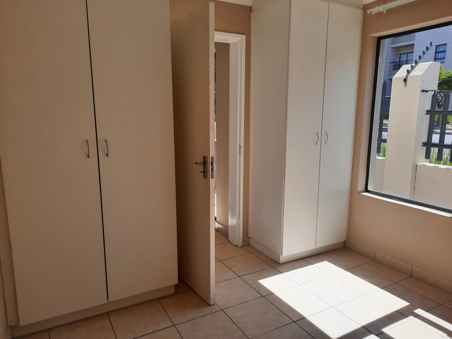 To Let 2 Bedroom Property for Rent in Burgundy Estate Western Cape